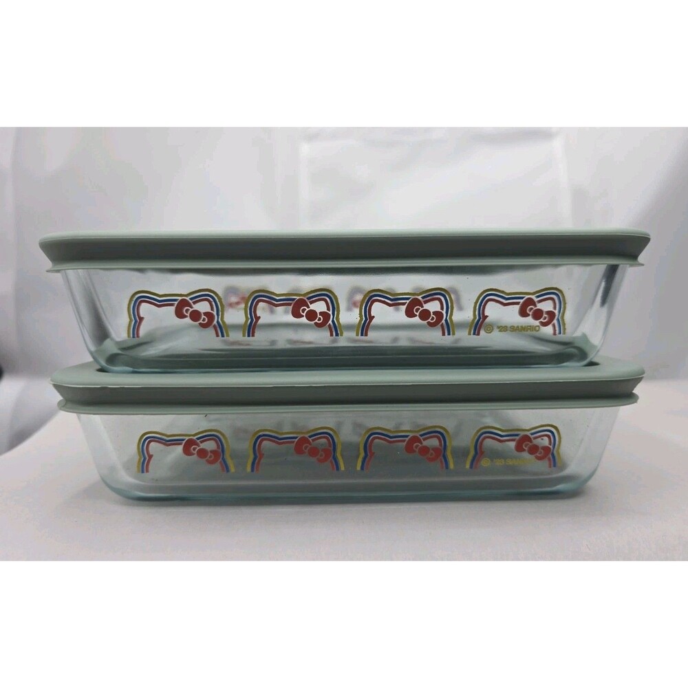 Pyrex Hello Kitty Rectangular Glass Food Storage Light Green Snap Lid Set - Picture 1 of 6